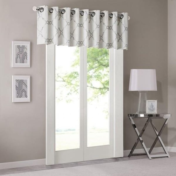 Madison Park Madison Park MP41-2399 Saratoga Fretwork Print Valance - Ivory MP41-2399 - main